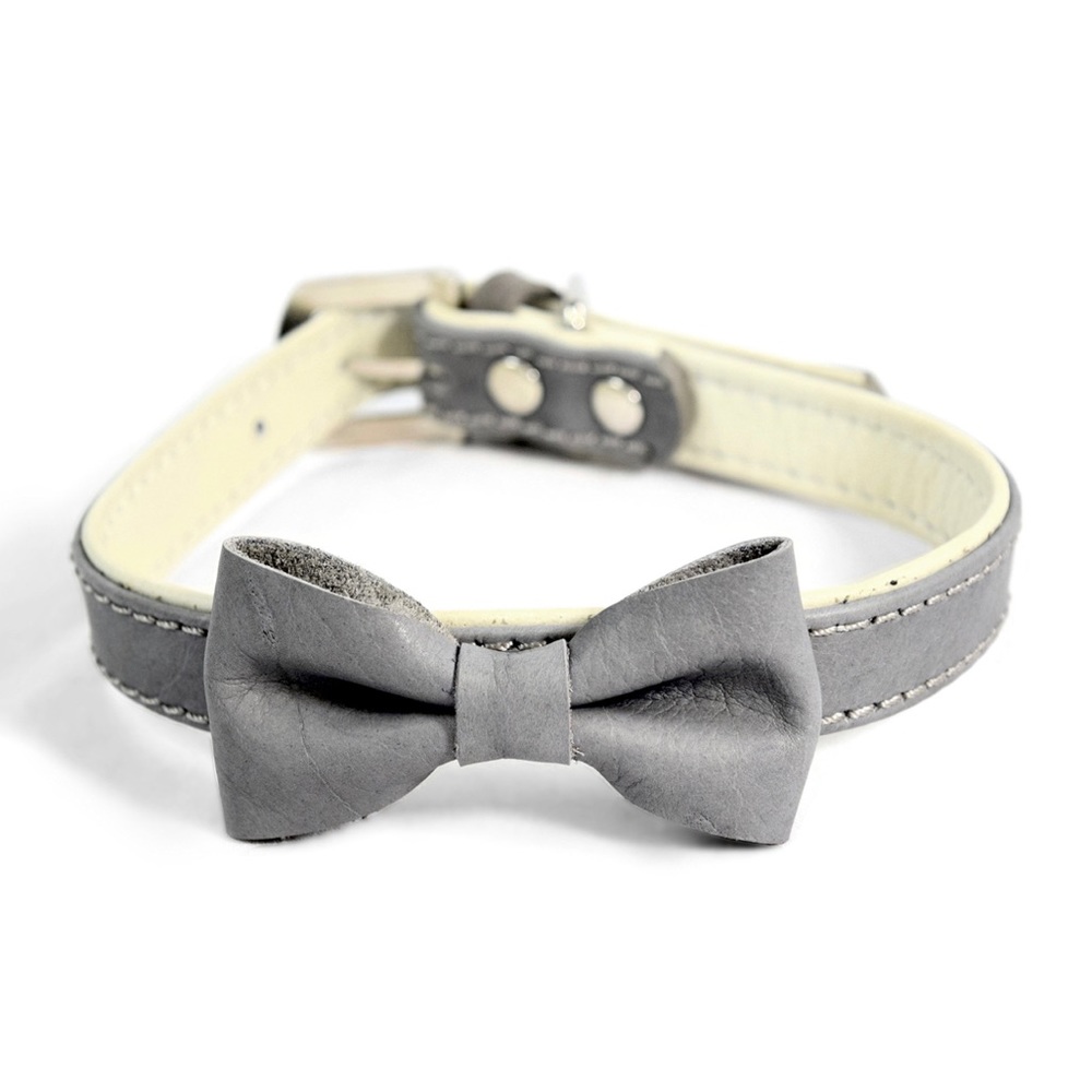 NWT Martha Stewart Gray  leather Dog collar with leather removable bow.